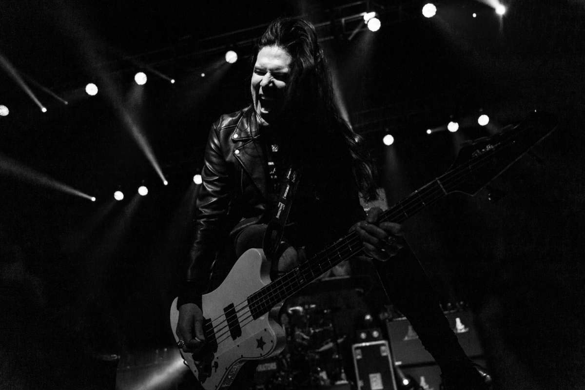 640461_slash_12.jpg
