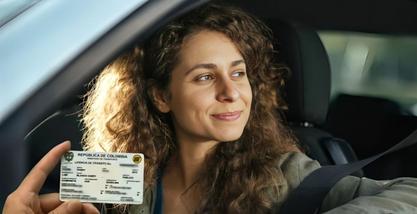 Cuánto vale sacar la licencia de conducir en 2025: hay nuevas tarifas para carros y motos