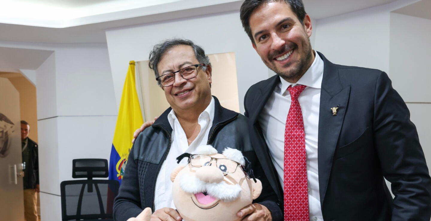 Farmacias Simi anuncian su entrada a Colombia; se reunieron con el presidente Petro