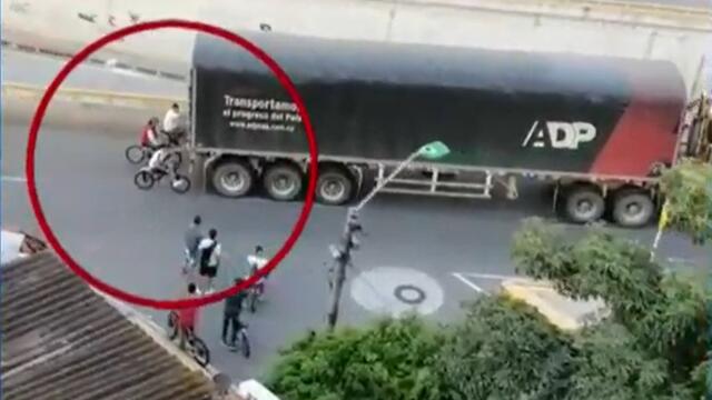 Peligrosas maniobras de menores en Bucaramanga- 8 de febrero.jpg Peligrosas maniobras de menores en Bucaramanga- 8 de febrero.jpg