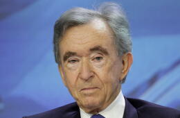 Bernard Arnault, uno de los 10 más ricos del mundo, fue condenado a pagar 22,5 millones de euros