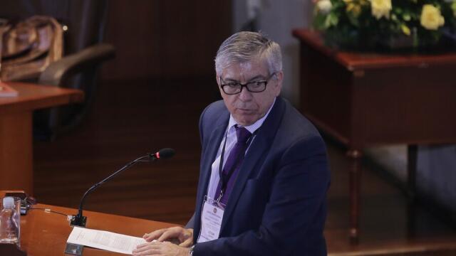 Liberales ‘rebeldes’ le dicen a César Gaviria que no los representa y dan su apoyo a Petro Liberales ‘rebeldes’ le dicen a César Gaviria que no los representa y dan su apoyo a Petro