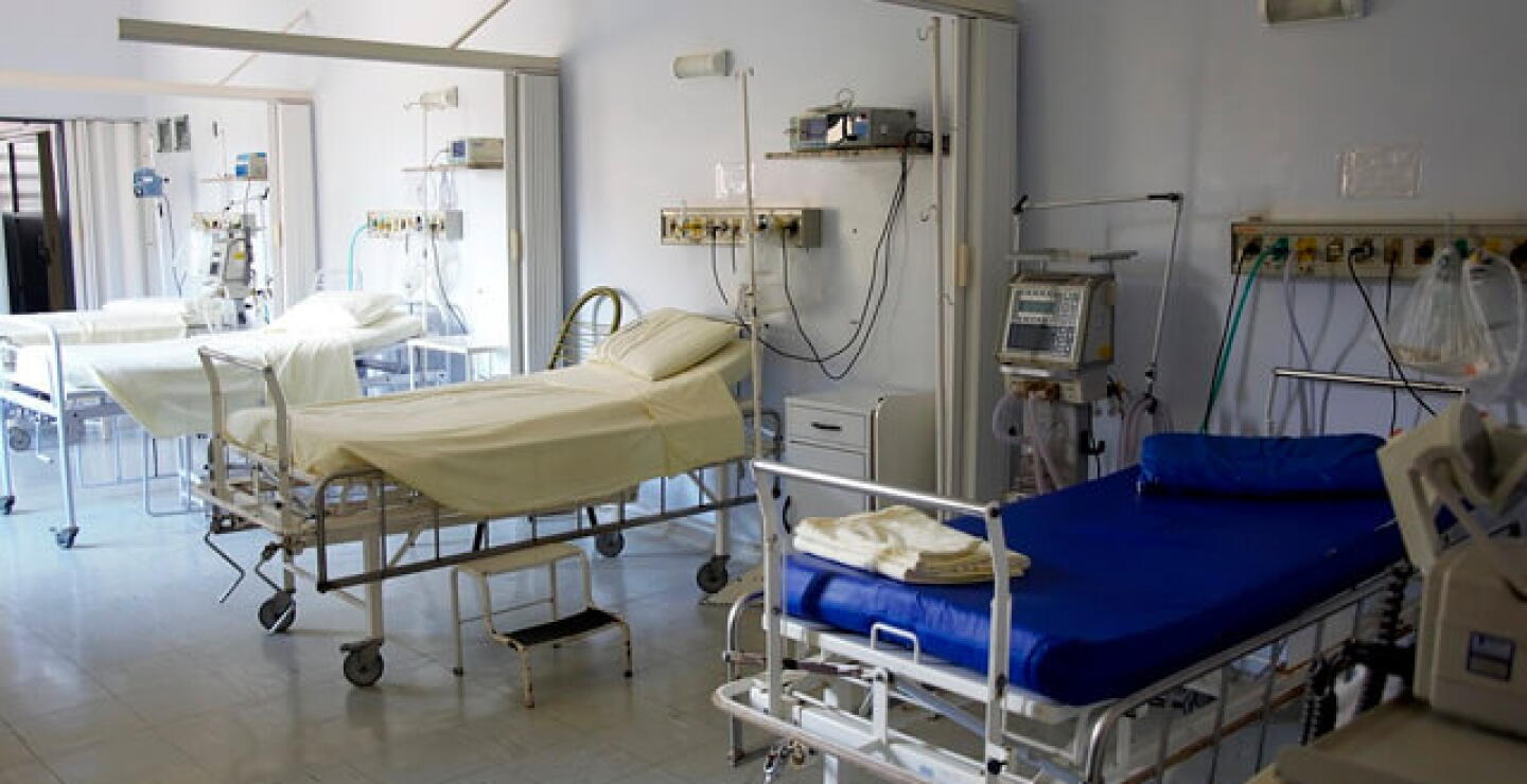 camillas-hospital.jpg