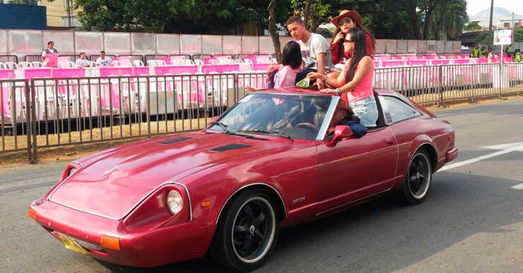 5-autos-antiguos-feria-de-cali-2015.jpg