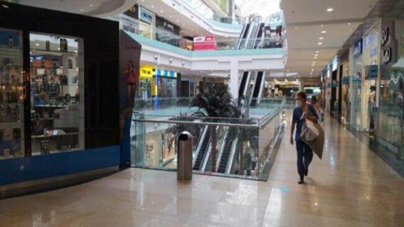 371020_BLU Radio: Centro Comercial de Bucaramanga / Foto: Suministrada