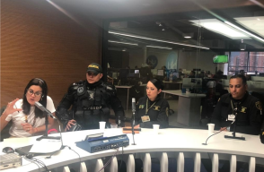 344926_BLU Radio. Esmad en Mesa BLU // Foto: BLU Radio