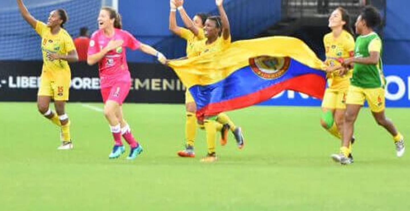 321274_BLU Radio, Atlético Huila Femenino / Foto: @Ahuilafemenino