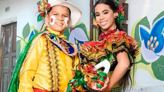 reyes_infantiles_coronacion_1.jpg reyes_infantiles_coronacion_1.jpg