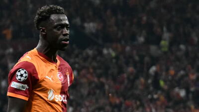 Dávinson Sánchez, defensor colombiano que milita en Galatasaray. 