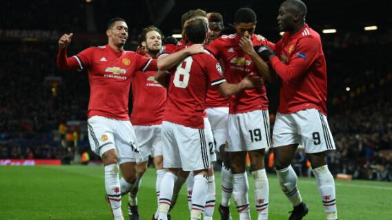 272915_manchester_united_celebra_051217_afp_e.jpg 272915_manchester_united_celebra_051217_afp_e.jpg