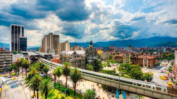 Pico y placa en Medellín hoy es para los vehículos particulares cuya placa termina en 4 y 6