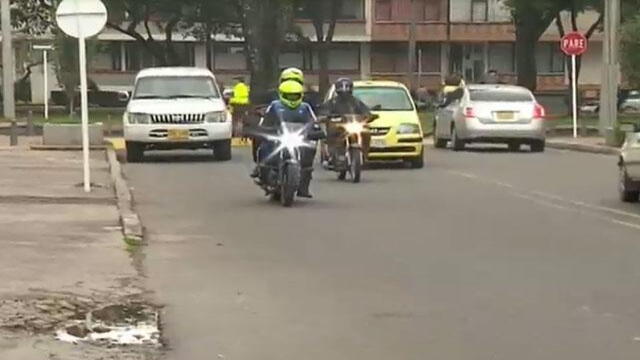 “Prohibición de parrillero no ha sido efectiva, ahora roban de otra forma”: habitantes de Bogotá