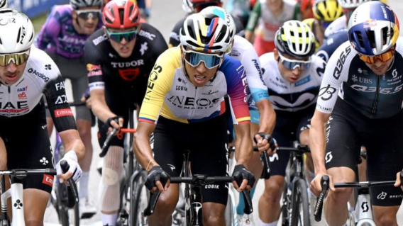 Egan Bernal, 'capo' del INEOS Grenadiers y uno de los favoritos a ganar el Giro de Italia 2025