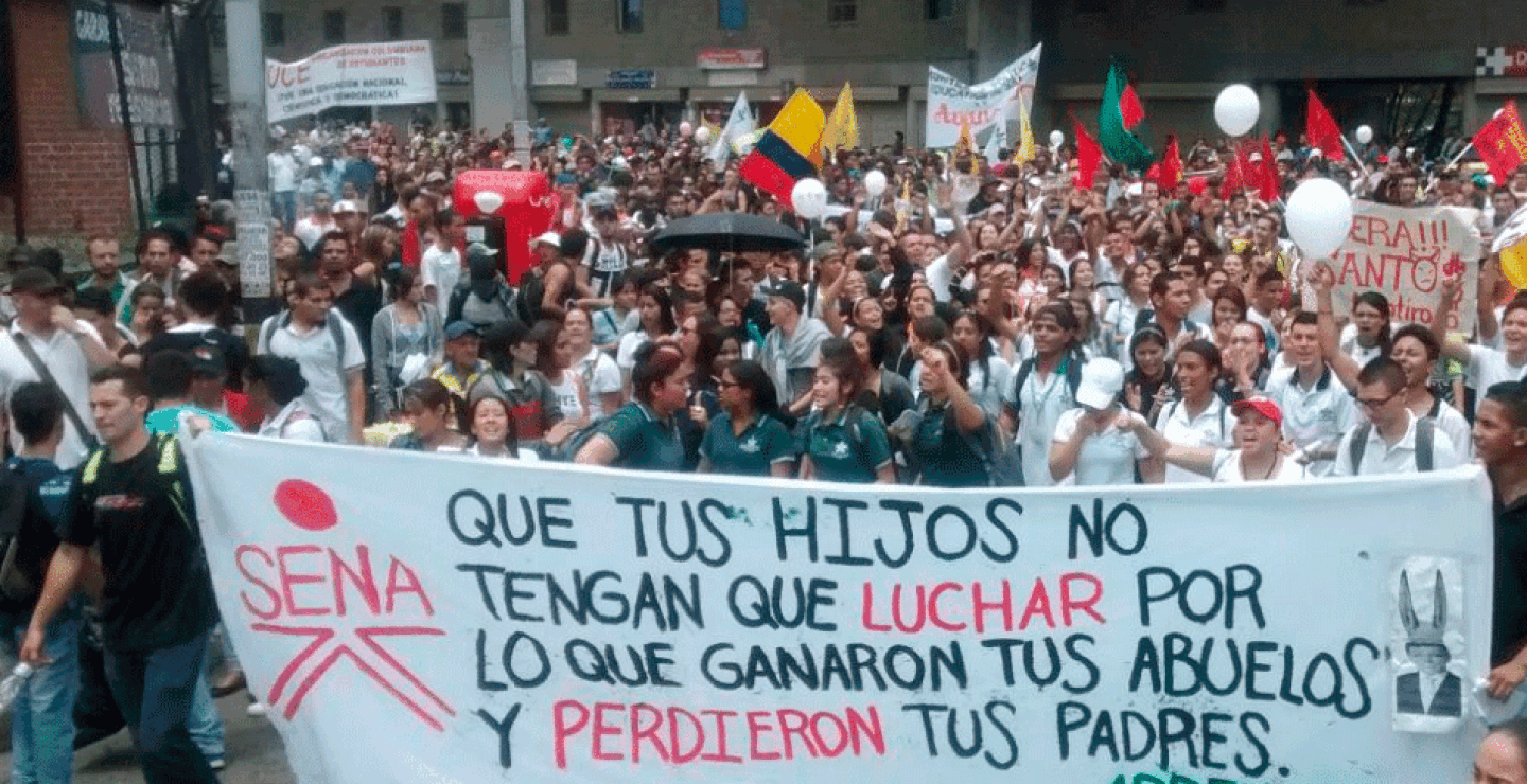 Estudiantes del Sena marcharon para pedir, entre otras, más presupuesto para esa institución.