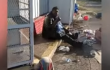 Mujer en condición de calle es maltratada