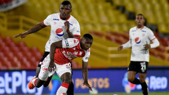 Independiente Santa Fe contra América de Cali, en Liga colombiana Independiente Santa Fe contra América de Cali, en Liga colombiana