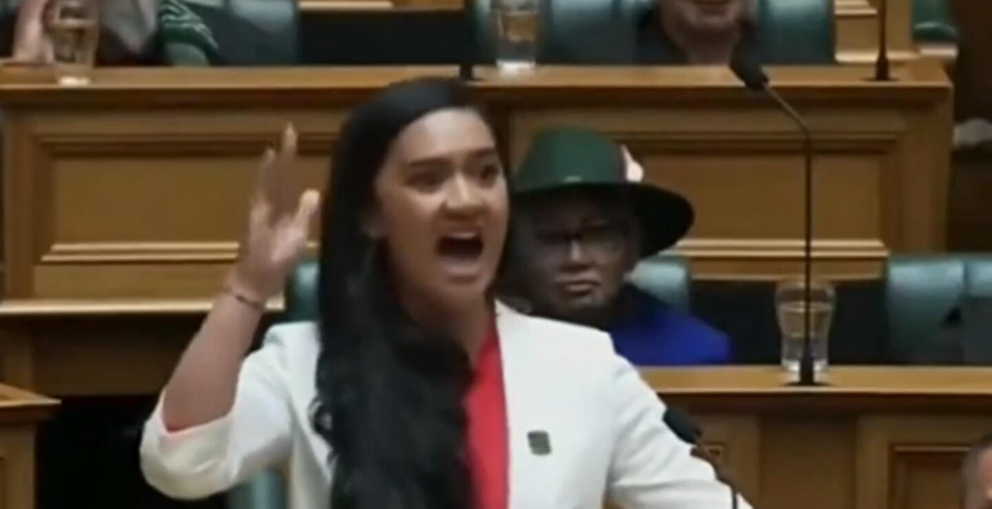 Diputada neozelandesa terminó una intervención realizando un haka maorí y se hizo viral