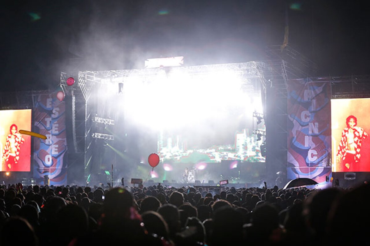2003estereopicnic.jpg