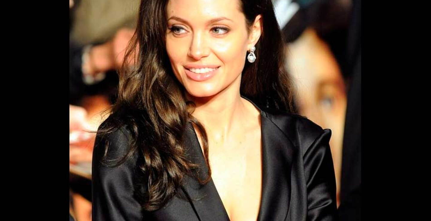 angelina38.jpg