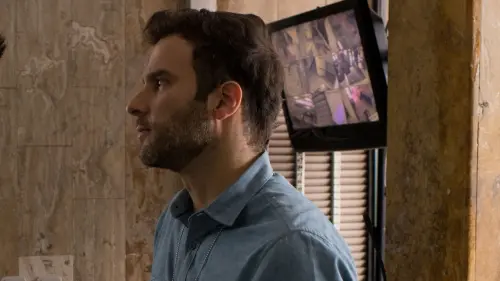 Botero resulta herido al intentar atrapar a Caronte sin refuerzos