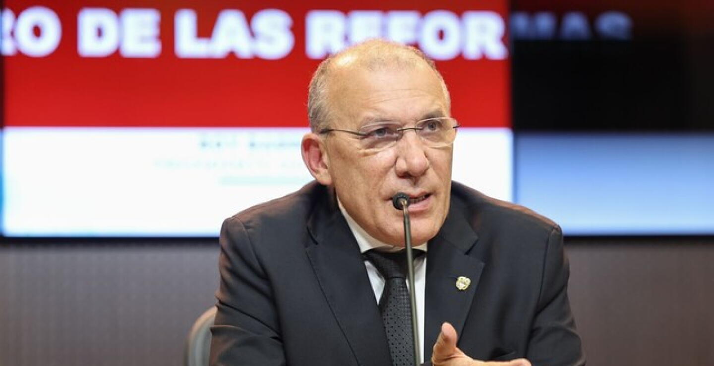 Roy Barreras será embajador en el Reino Unido tras dejar presidencia del Senado