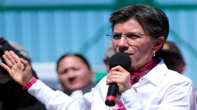 El reclamo de Claudia López a ministra de Transporte por contaminación en Bogotá