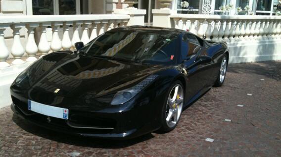 4913_La Kalle. Hombre estrelló un Ferrari después de comprarlo / Foto: Pixabay 4913_La Kalle. Hombre estrelló un Ferrari después de comprarlo / Foto: Pixabay