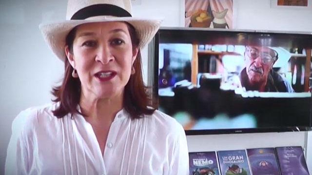 Leer es mi cuento: cientos de libros ya están en manos de quienes antes portaban armas