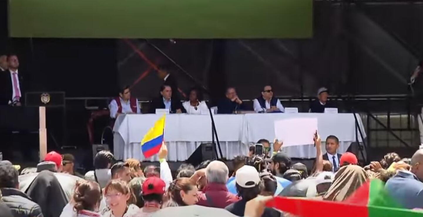 Gustavo Petro firmará reforma pensional en Plaza de Bolívar junto a cientos de abuelos