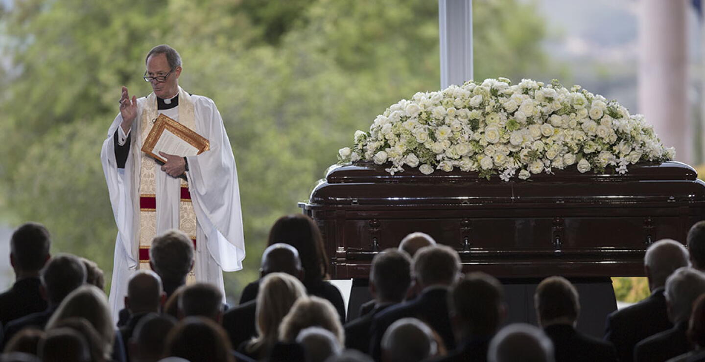 funeralnancyreagan_4.jpg