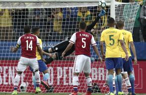 260020_brasilparaguay280317afpe.jpg