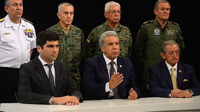 Lenín Moreno cambia su sede de gobierno ante protesta indígena Lenín Moreno cambia su sede de gobierno ante protesta indígena