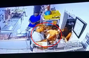Despiadado sicario asesinó a tendero mientras cargaba a su bebé