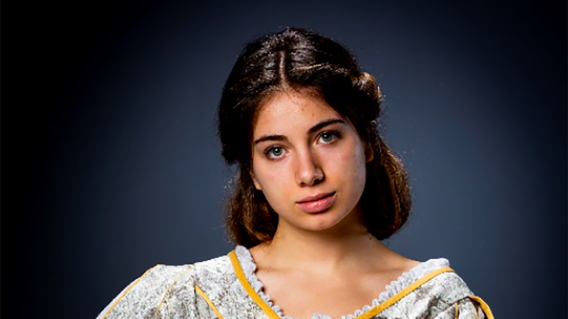 Ilenia Antonini es Sol de Heredia Franco en La Reina de Indias y El Conquistador. Ilenia Antonini es Sol de Heredia Franco en La Reina de Indias y El Conquistador.