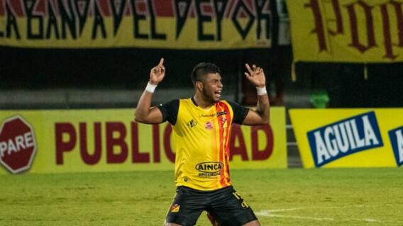 325534_Jairo Molina