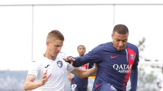 Kylian Mbappé en pretemporada con el PSG Kylian Mbappé en pretemporada con el PSG