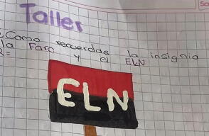 Polémica por taller académico con banderas del ELN y las Farc.