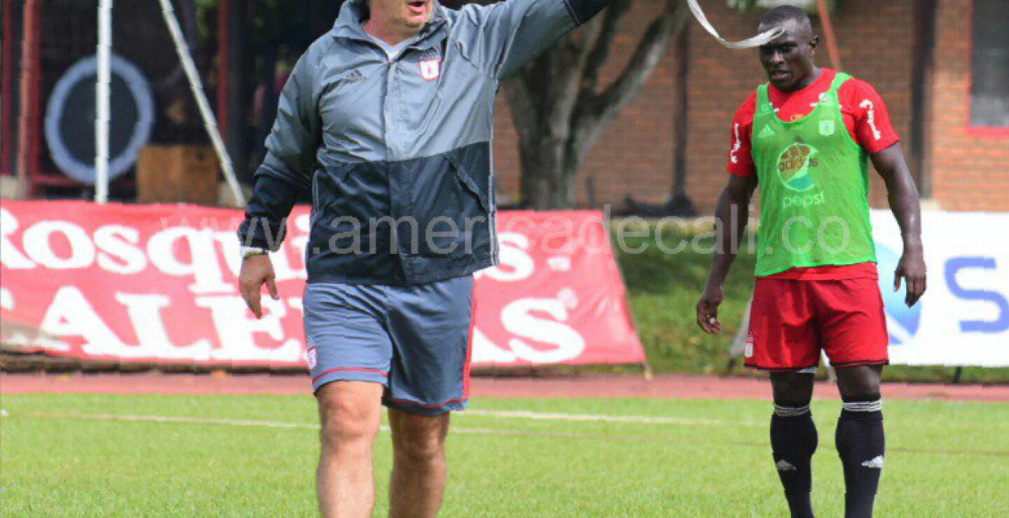 292011_Blu Radio / Inicia el ciclo del ‘Polilla’ Da Silva con el América de Cali / Foto: Twitter @AmericadeCali