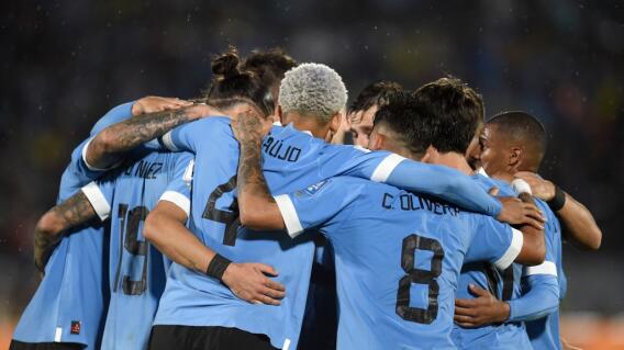 Uruguay celebra su victoria frente a Bolivia. Uruguay celebra su victoria frente a Bolivia.