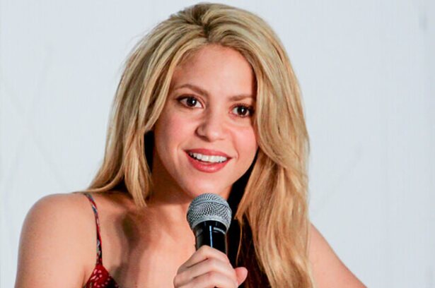 shakira_44.jpg