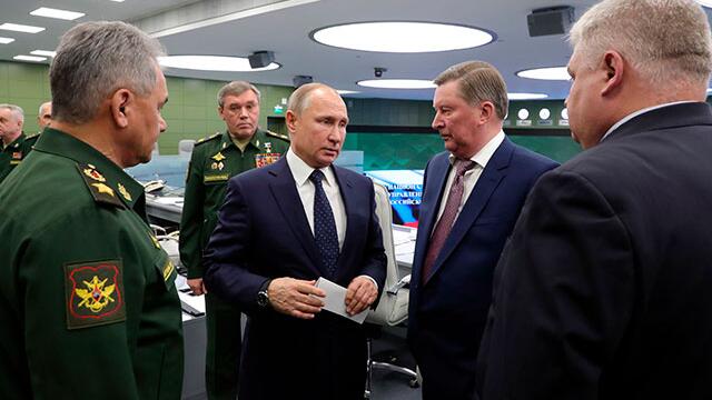 “Rusia tiene nueva arma estratégica": Putin celebra prueba de misil hipersónico