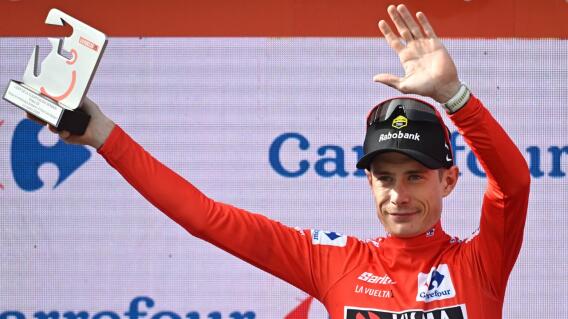 Jonas Vingegaard, ciclista danés del Visma Lease a Bike, se hizo con la camiseta roja, tras la etapa 10 de la Vuelta a España Jonas Vingegaard, ciclista danés del Visma Lease a Bike, se hizo con la camiseta roja, tras la etapa 10 de la Vuelta a España