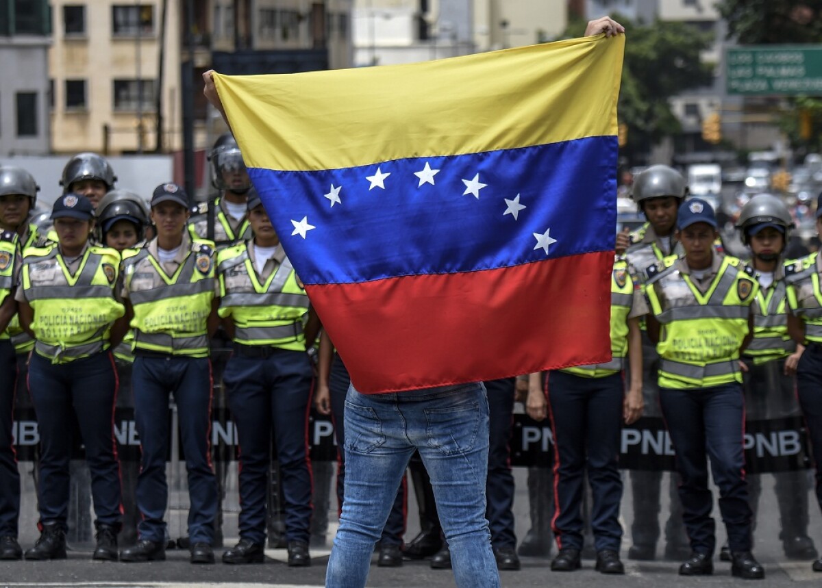 258516_BLU Radio. foto: referencia venezolanos / AFP