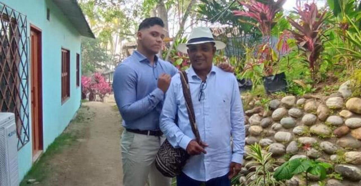 Moisés Ramos y su hijo