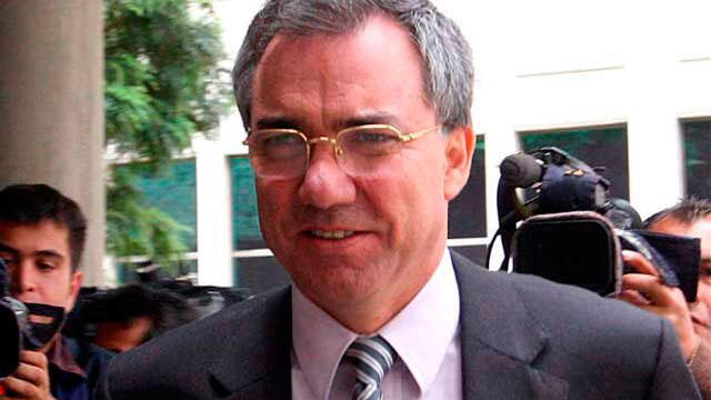Diego Palacio, exministro de Uribe condenado por 'Yidispolítica', queda en libertad