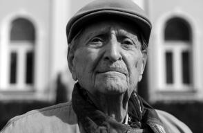 18699_La Kalle. Murió Marko Feingold / Foto: AFP