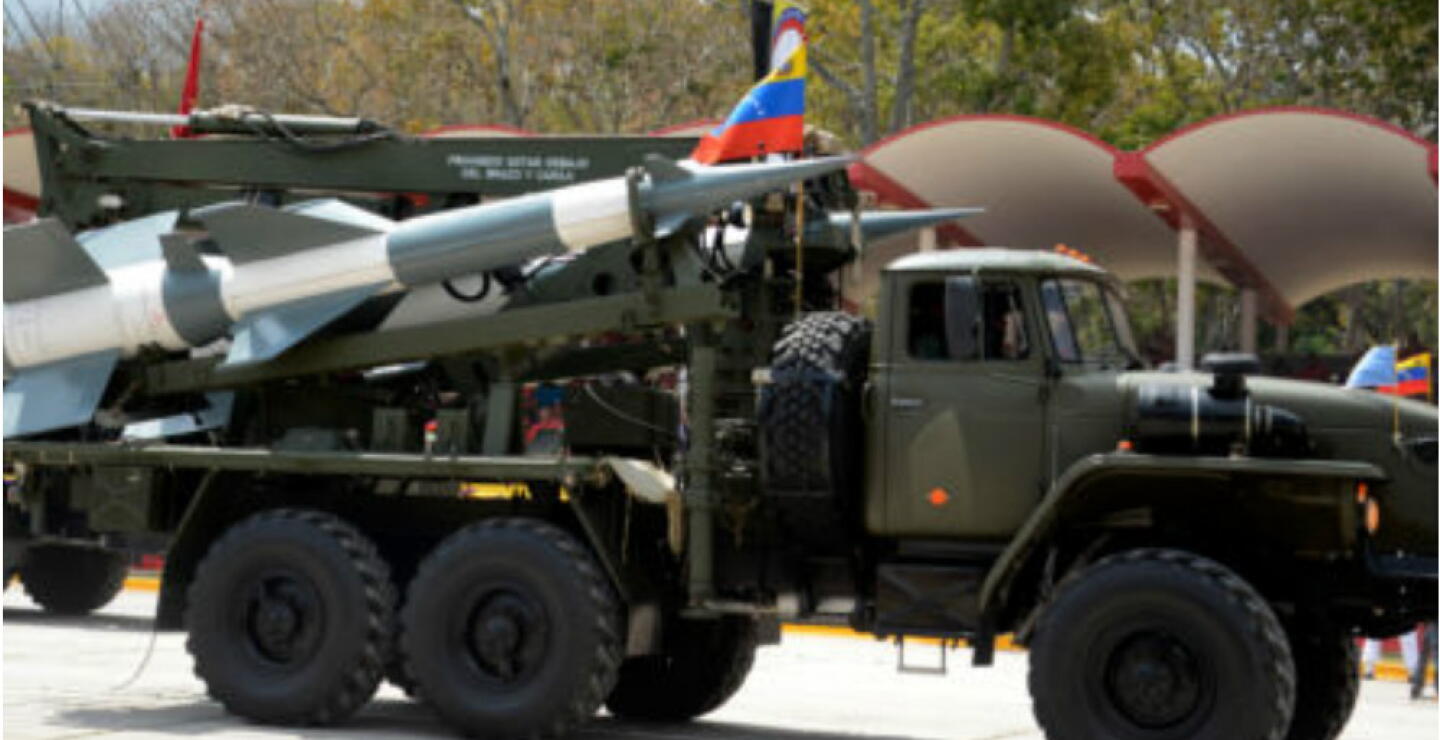 284553_BLU Radio. Misiles en Venezuela - AFP