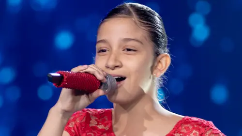 Valeria Mora cumple el último deseo de su padre al presentarse en La Voz Kids