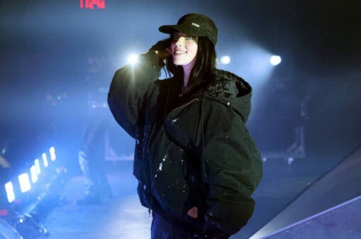 Bilie Eilish en el festival Coachella 2023