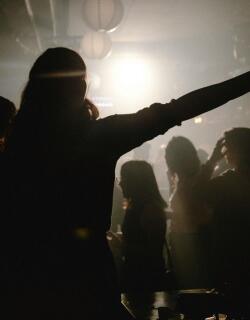 Rumba hasta las 5:00 a. m.: los lugares en Bogotá en los que se permitiría la extensión horaria